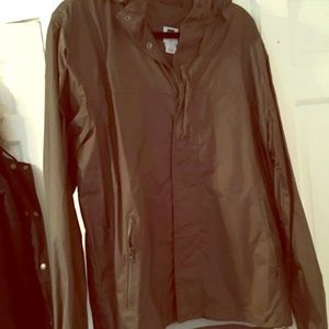 The gap rain jacket
